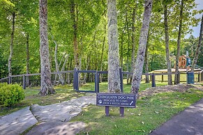 1 Mi to Panthertown Valley: Mountain Lodge w/ Deck