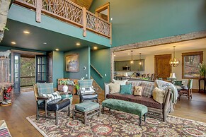 1 Mi to Panthertown Valley: Mountain Lodge w/ Deck