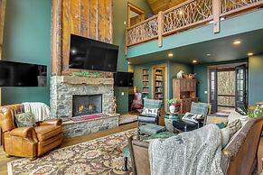 1 Mi to Panthertown Valley: Mountain Lodge w/ Deck