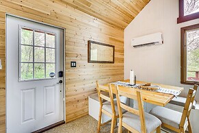 11 Mi to Massanutten: Peaceful Cabin w/ Deck