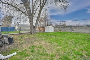 3 Mi to Dtwn Royal Oak: Getaway w/ Fenced Yard!