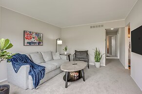 3 Mi to Dtwn Royal Oak: Getaway w/ Fenced Yard!