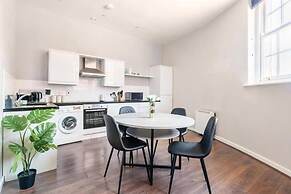 Sheffield Apt-sleeps 4-contractors & Families