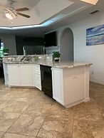 Boaters Dream Getaway In Cape Coral 4 Bedroom Home