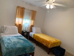 Boaters Dream Getaway In Cape Coral 4 Bedroom Home