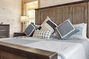 Celestial Haven 3 Bedroom Cabin