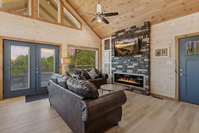 Celestial Haven 3 Bedroom Cabin
