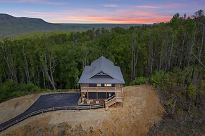 Celestial Haven 3 Bedroom Cabin