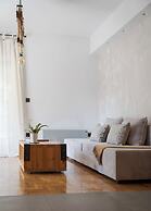 Acropolis Atmospheric Apartment