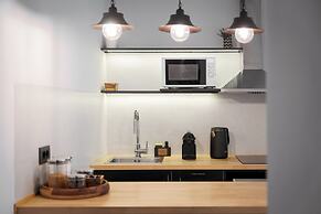 Acropolis Atmospheric Apartment