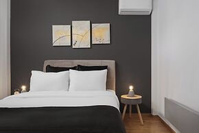 Acropolis Atmospheric Apartment