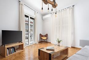 Acropolis Atmospheric Apartment
