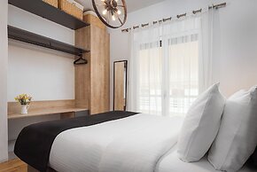 Acropolis Atmospheric Apartment