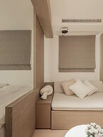 Shanghai Hills & Gefii 50 Shades of Grey