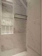 Shanghai Hills & Gefii 50 Shades of Grey