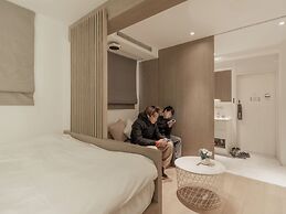 Shanghai Hills & Gefii 50 Shades of Grey