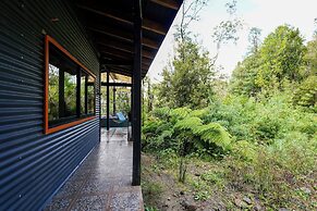 Oceana Suites Eco Lodge Lophosoria