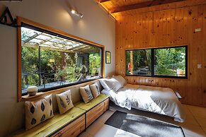 Oceana Suites Eco Lodge Lophosoria