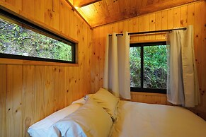 Oceana Suites Eco Lodge Lophosoria