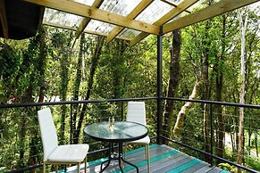 Oceana Suites Eco Lodge Lophosoria