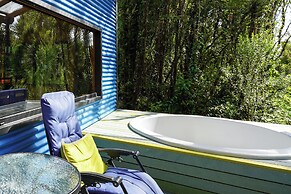 Oceana Suites Eco Lodge Lophosoria