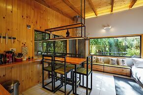 Oceana Suites Eco Lodge Lophosoria