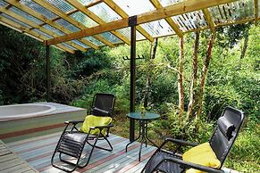 Oceana Suites Eco Lodge Lophosoria