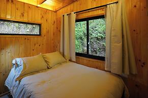 Oceana Suites Eco Lodge Lophosoria