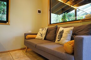 Oceana Suites Eco Lodge Lophosoria