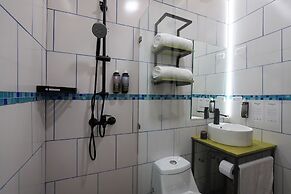 Oceana Suites Eco Lodge Lophosoria