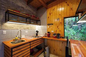 Oceana Suites Eco Lodge Lophosoria