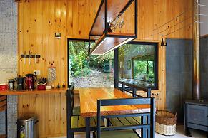 Oceana Suites Eco Lodge Lophosoria