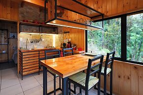 Oceana Suites Eco Lodge Lophosoria