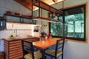 Oceana Suites Eco Lodge Lophosoria