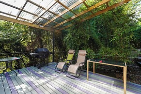 Oceana Suites Eco Lodge Lophosoria