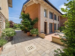 Green Lodge - Apartment 9 - 2 BR 1 Bath
