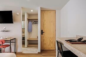 Liquidámbar By Homirent