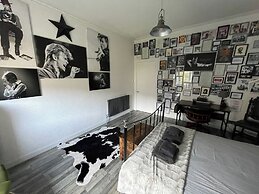 6 Guests - 3 Bedrooms - Sea View - Pet Friendly