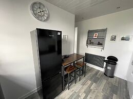 6 Guests - 3 Bedrooms - Sea View - Pet Friendly