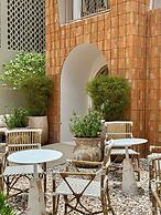 PE-LA Thapae Boutique Hotel