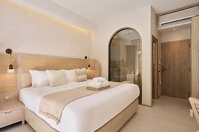 PE-LA Thapae Boutique Hotel