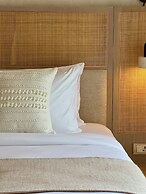 PE-LA Thapae Boutique Hotel