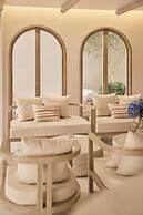 PE-LA Thapae Boutique Hotel