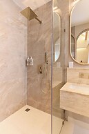 PE-LA Thapae Boutique Hotel