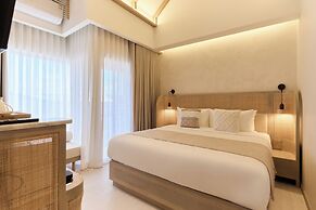 PE-LA Thapae Boutique Hotel