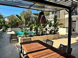 Levon Villa Boutique Hotel