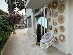 Levon Villa Boutique Hotel