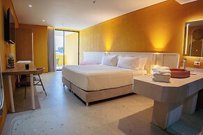 Zapadilly Tree Hotel