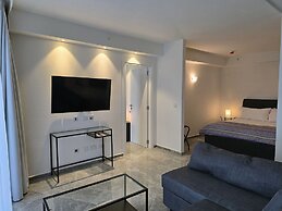 Mercury Suites - Skydream Getaways