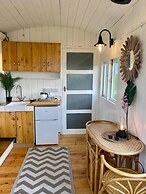 The Hide At Manton Bay Glamping Retreat